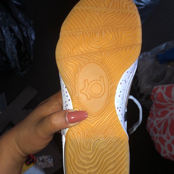 Peanut butter jelly KD sneakers (kids/women) - Picture 2 of 4